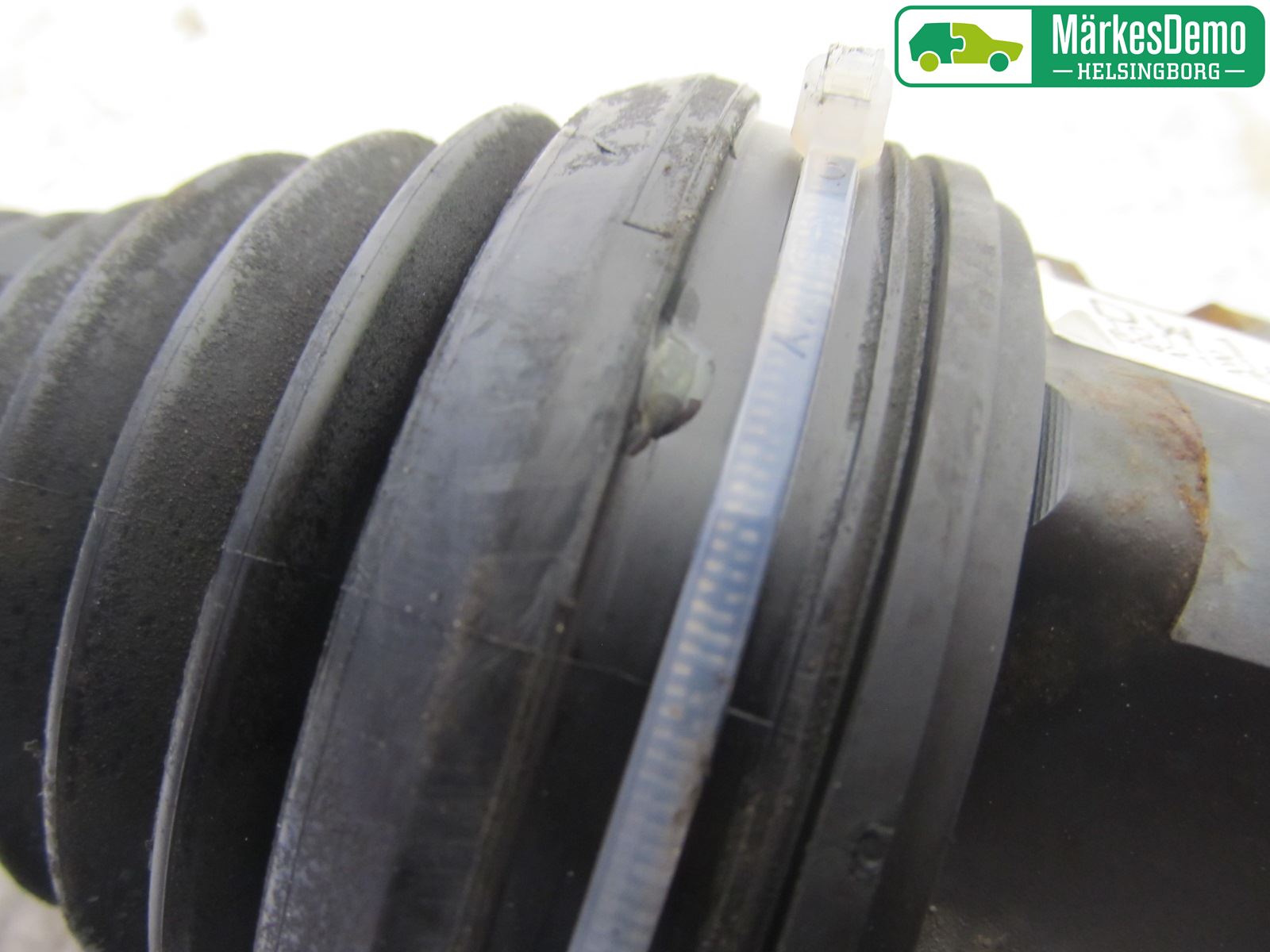 Lexus CT 200h Drivaxel Fram Vänster