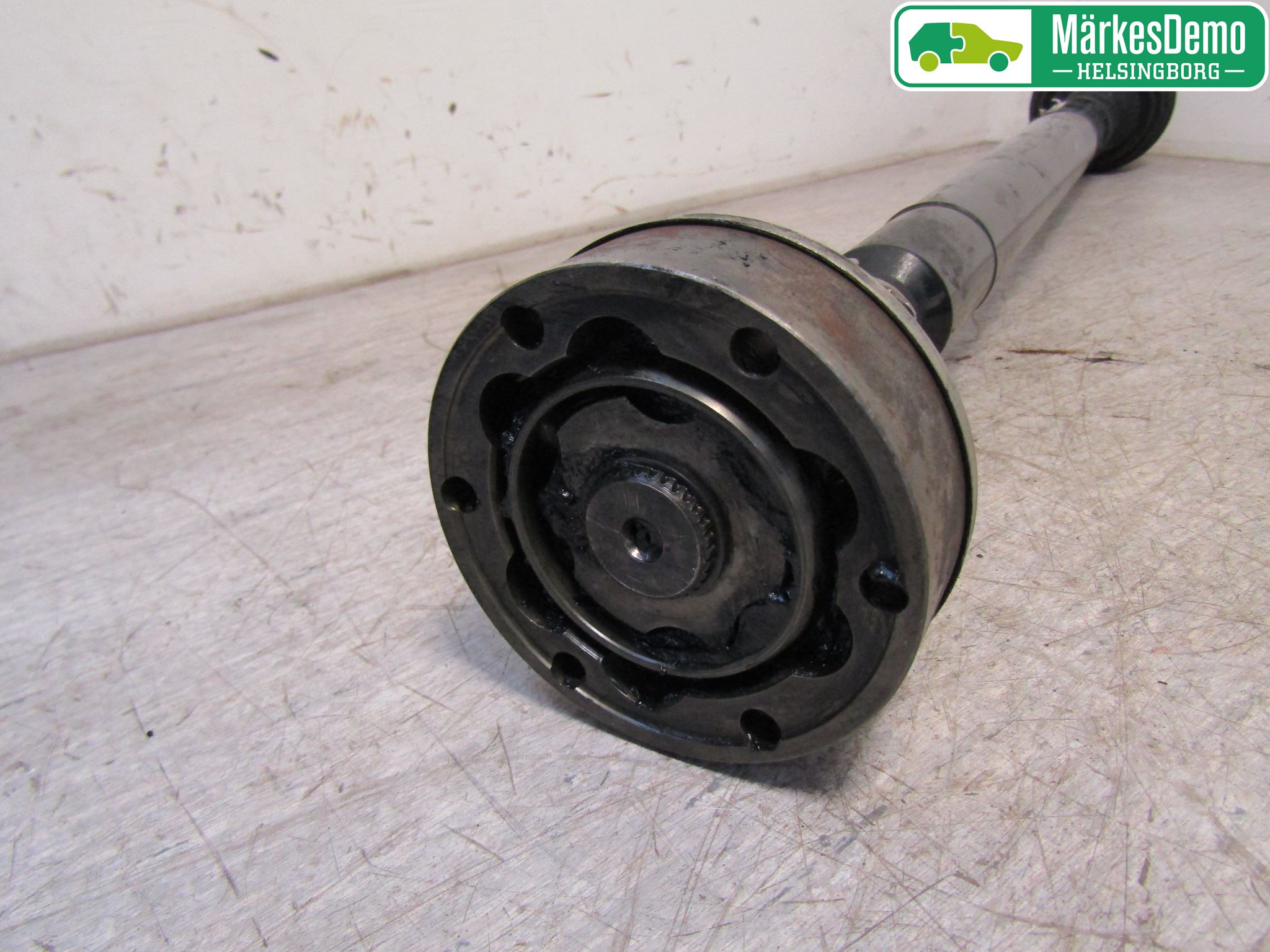 Volkswagen VW GOLF / E-GOLF VII 13-20 Drivaxel Fram Höger