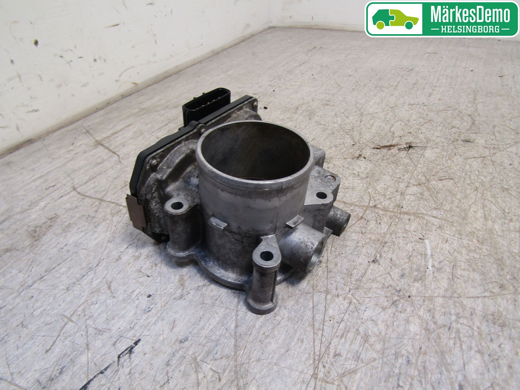 Nissan NAVARA 05-16 Injspjällhus