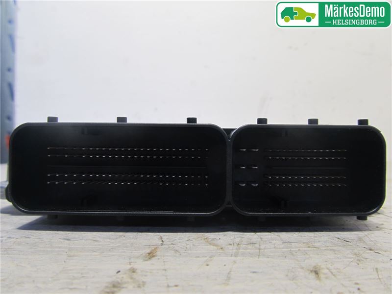 BMW 1 F20/F21 11-19 Styrenhet Insprut Bensin