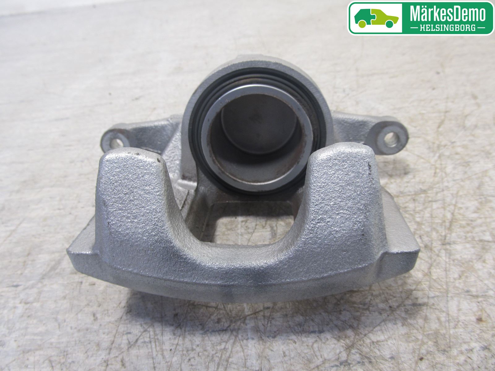 Toyota AURIS 13-19 Bromsok Fram Vänster