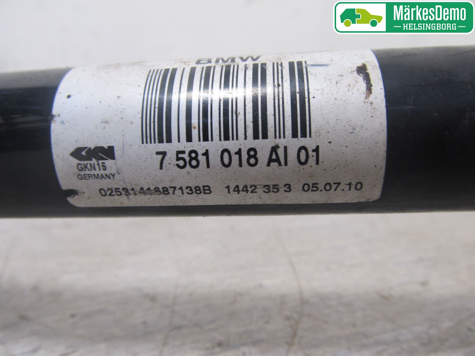 BMW 5 F10/F11/F18 09-17 Drivaxel Bak Höger