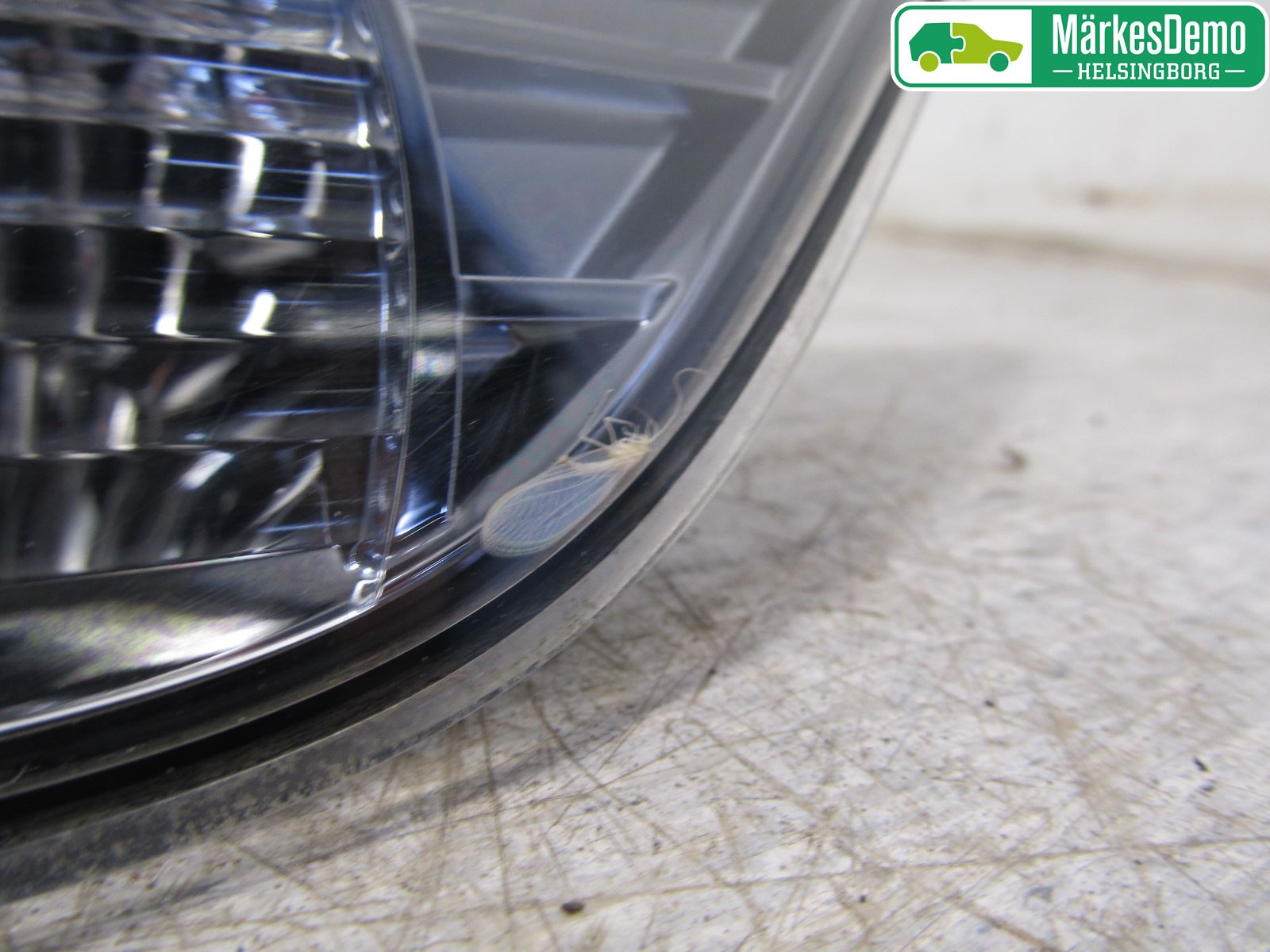 Mitsubishi OUTLANDER 07-12 Bakljus Lucka Vä