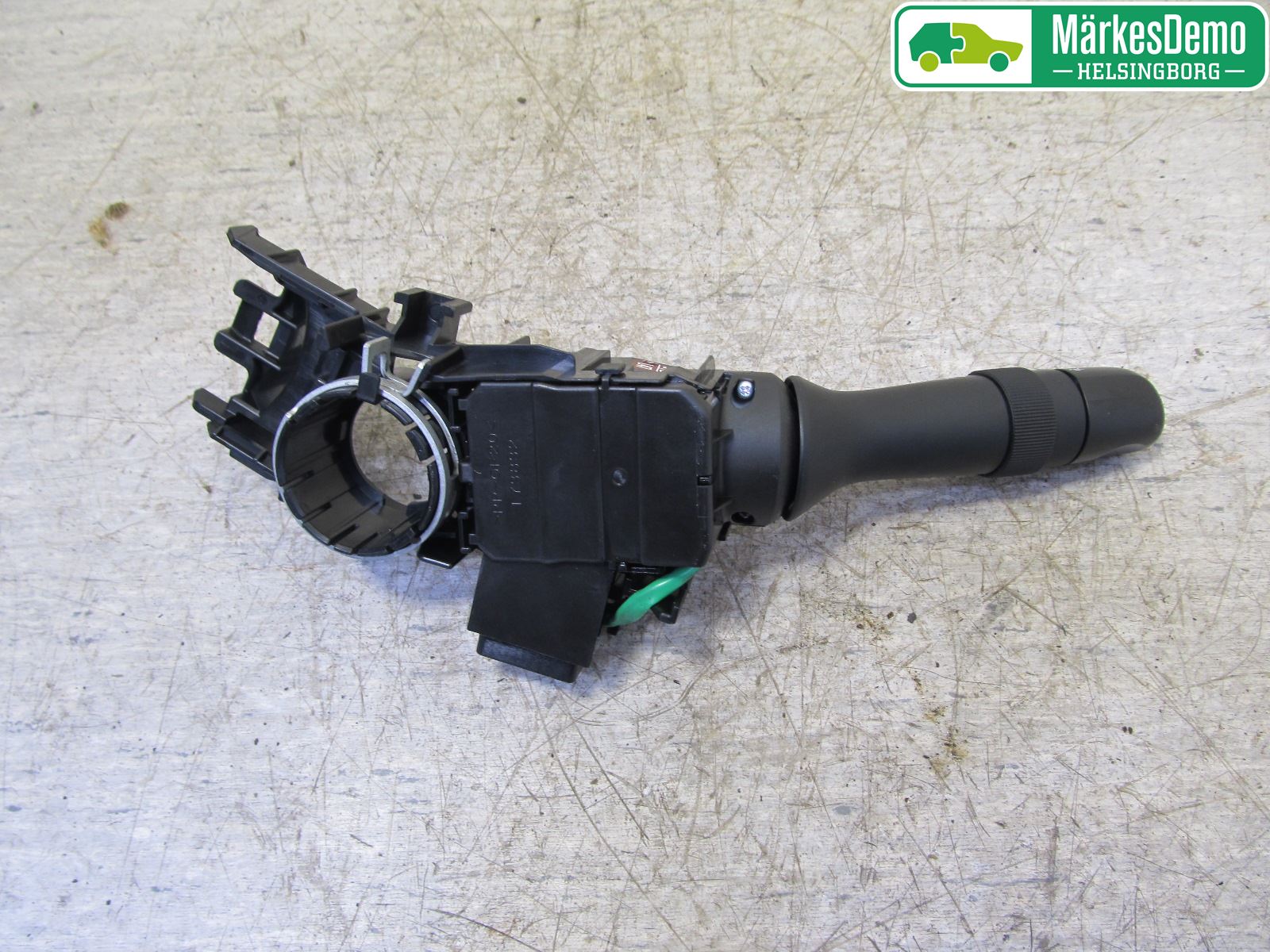 Toyota YARIS XP130 15-20 Spak Ljus-Spolomk