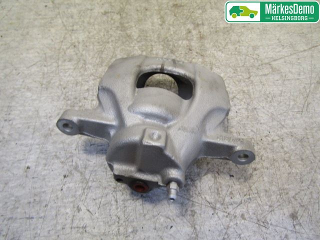 Toyota AYGO 06-14 Bromsok Fram Höger