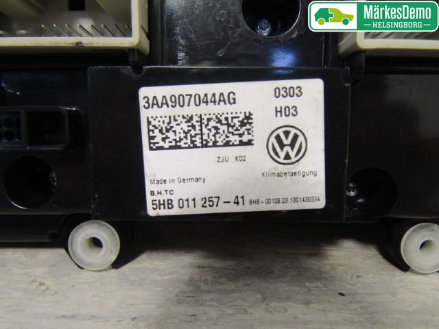 Volkswagen VW PASSAT 11-14 Ac Styrenhet Ac Manöveren