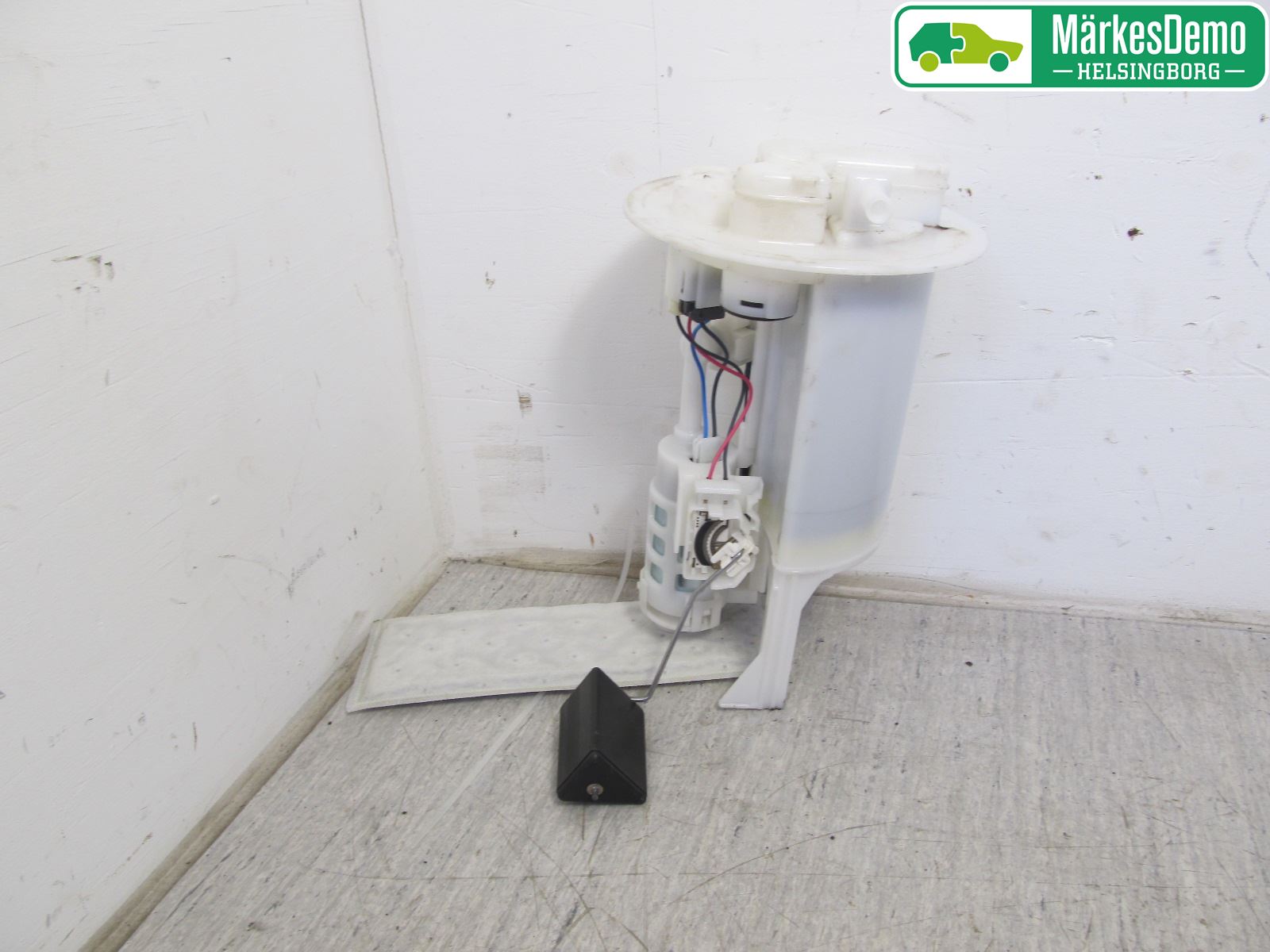 Toyota VERSO-S 11-16 Bränslepump El