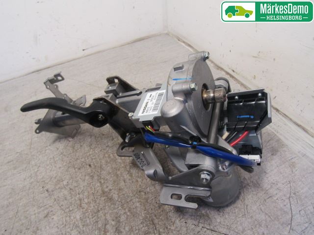 Nissan QASHQAI 10-14 Rattaxelagg Med Inb Servo