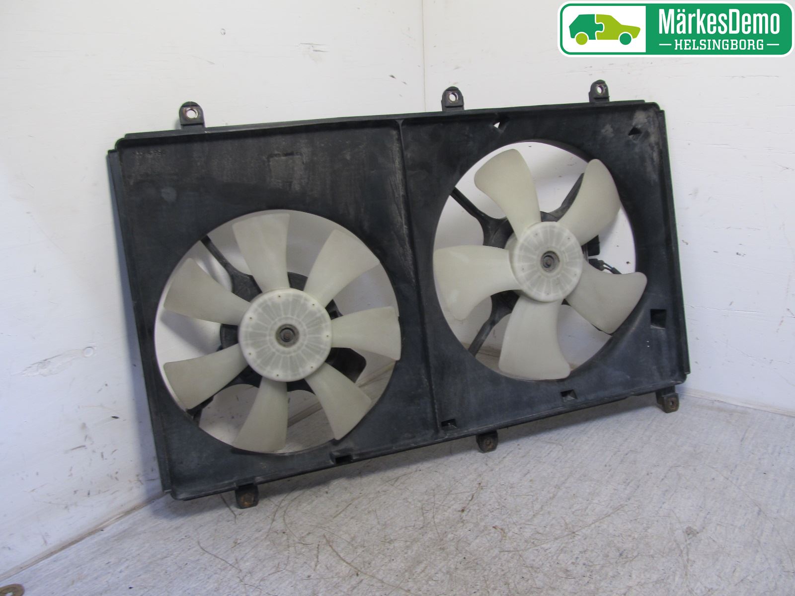 Mitsubishi GRANDIS Kylfläkt El