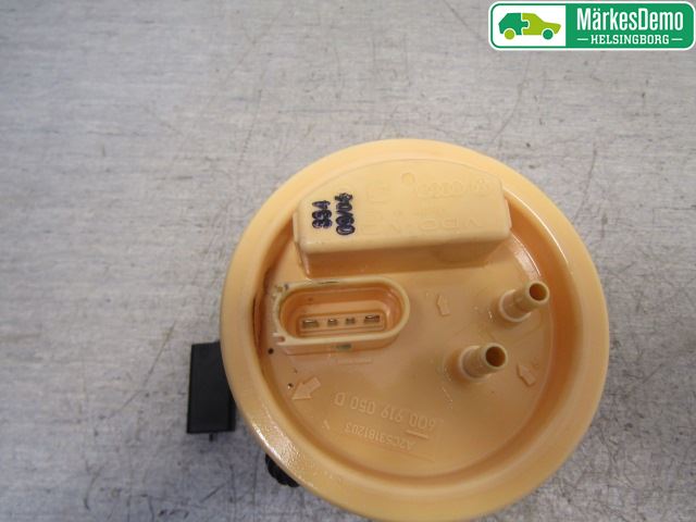 Volkswagen VW POLO 05-09 Bränslepump El