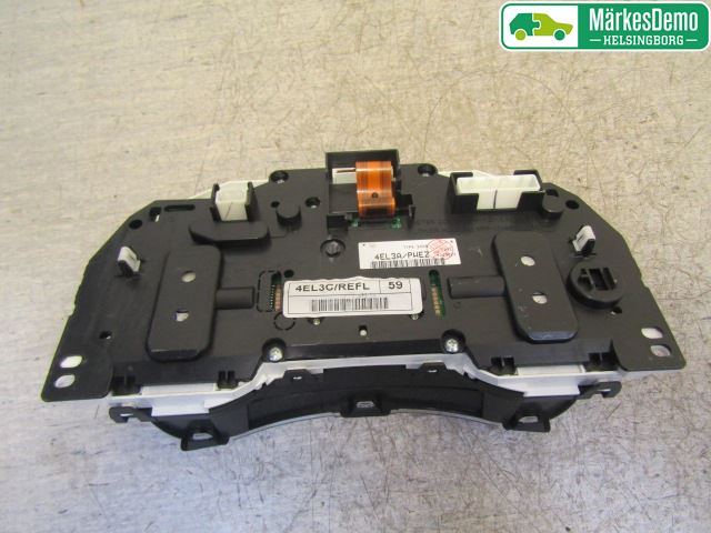 Nissan QASHQAI 14-17 Instrument Komb
