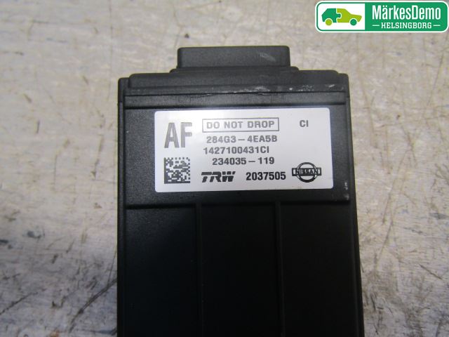 Nissan QASHQAI 14-17 Sensor Aktivt Kollisionsskydd