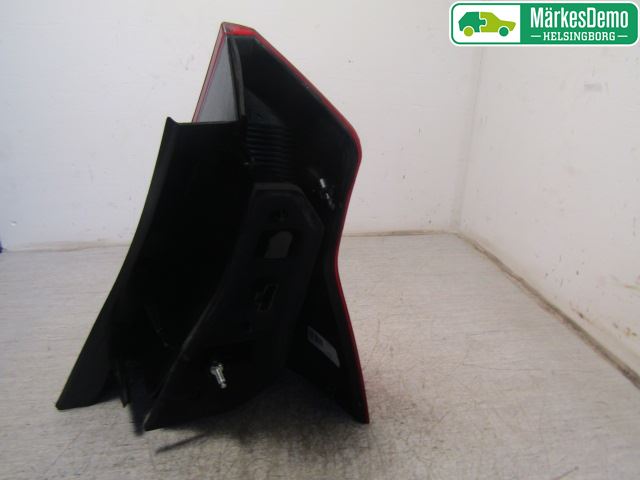 Dacia SANDERO 09-13 Bakljus Vänster