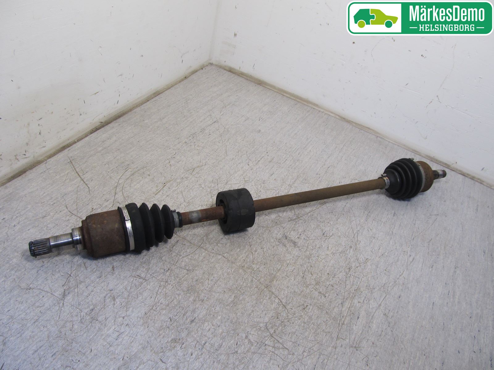 Ford KA 09-16 Drivaxel Fram Höger
