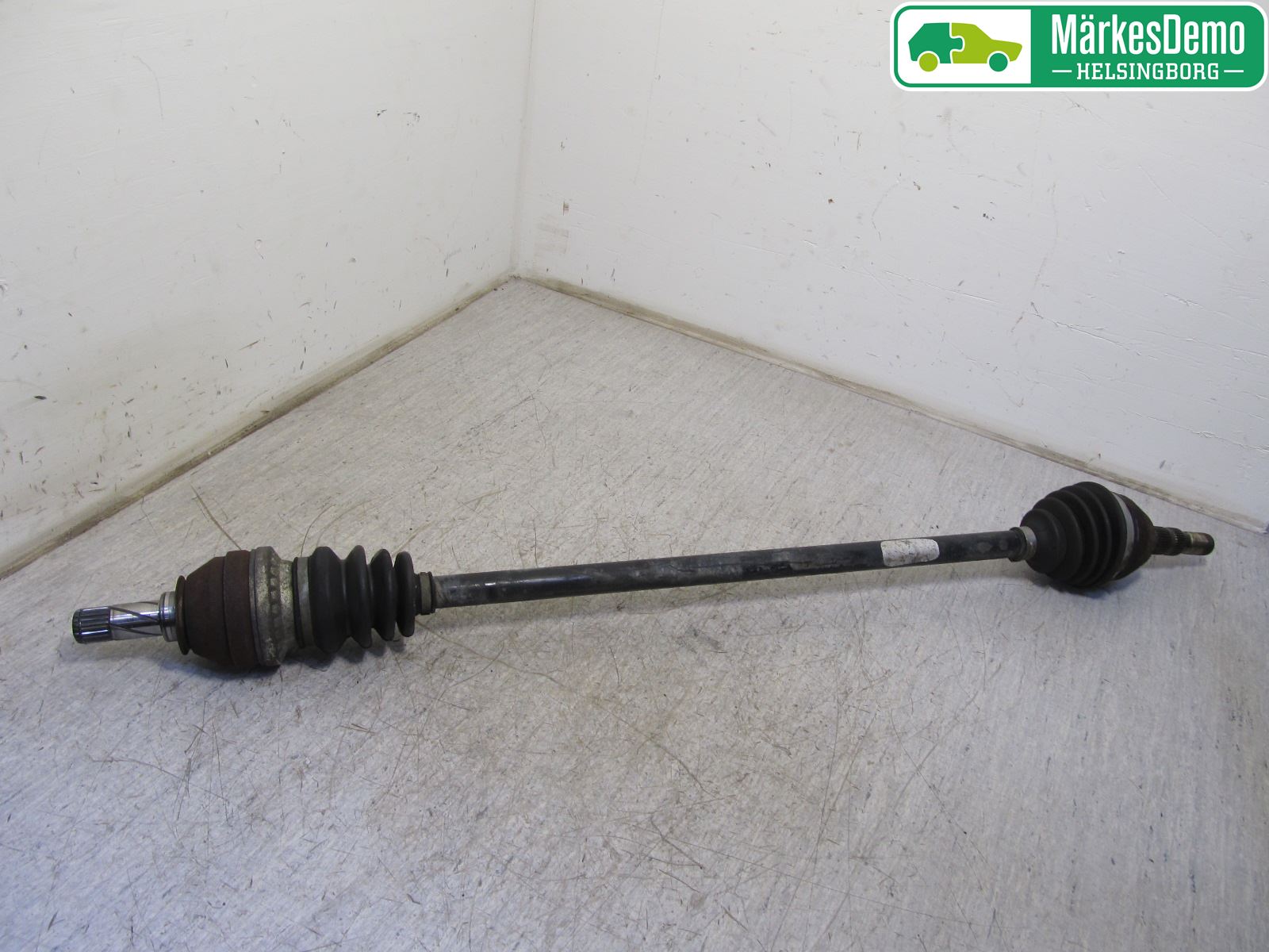 Opel ZAFIRA B 06-14 Drivaxel Fram Höger