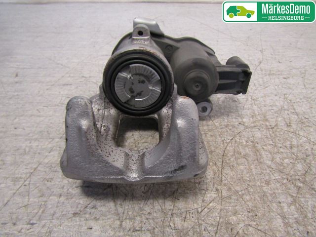 BMW X4 F26 14-18 Bromsok Bak Höger