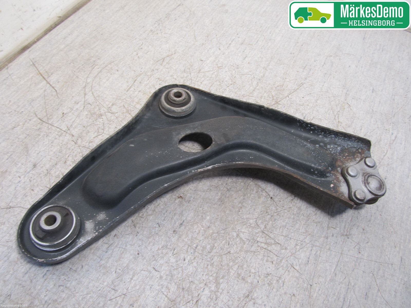 Peugeot 207 Bärarm Fram Undre Vä