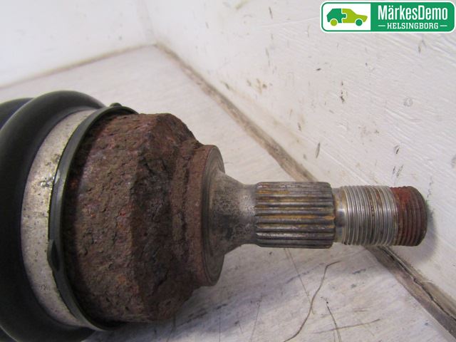 Peugeot 207 Drivaxel Fram Höger