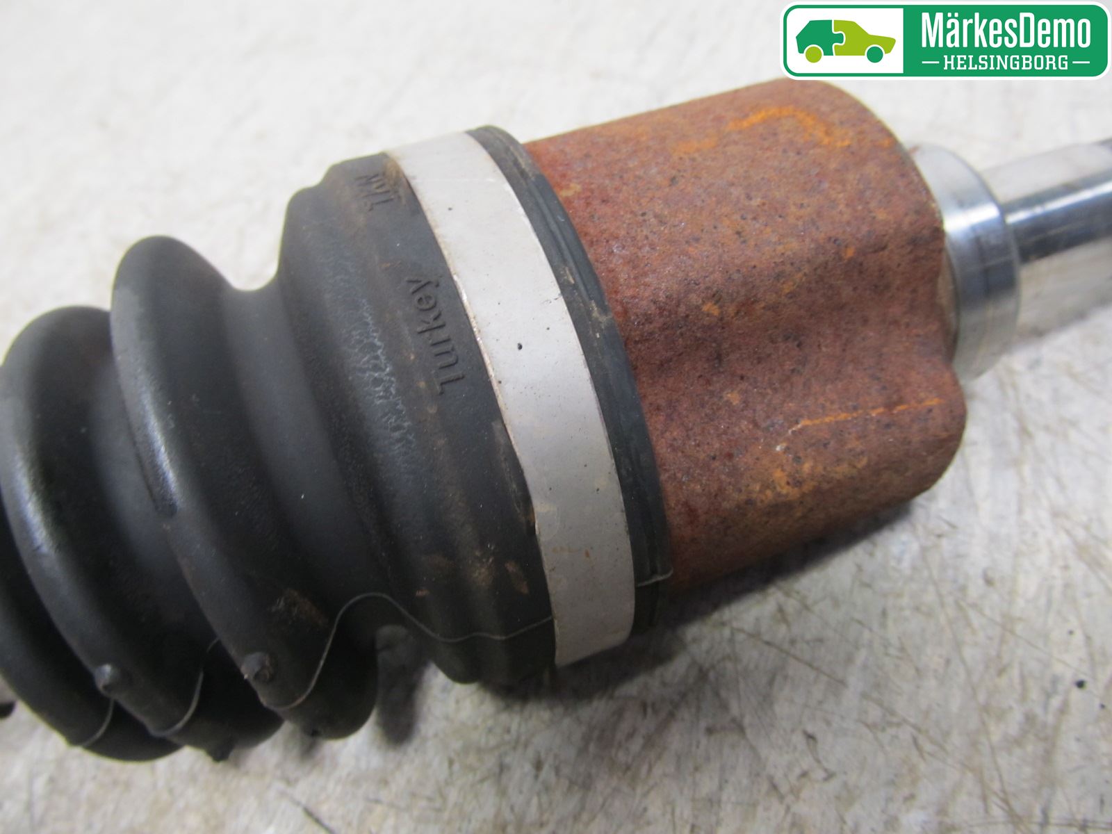 Seat IBIZA IV 08-16 Drivaxel Fram Vänster