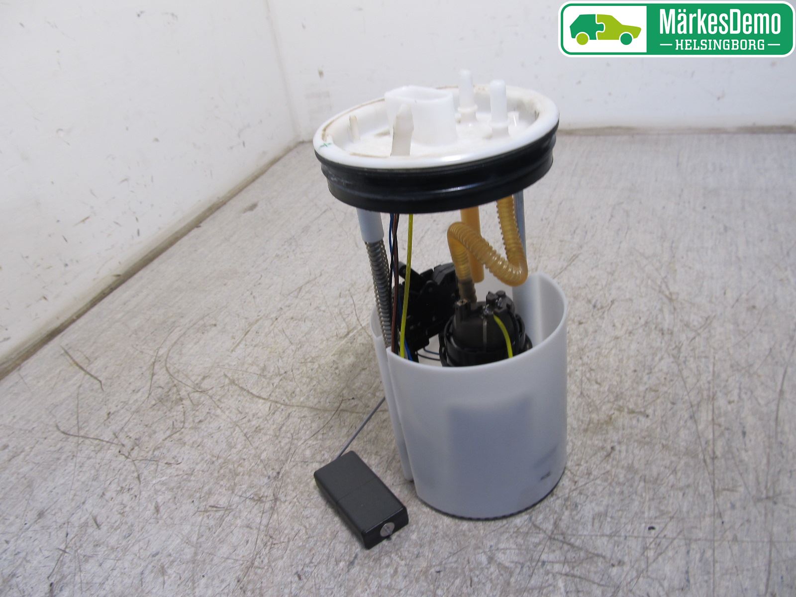 Volkswagen VW POLO 10-17 Bränslepump El