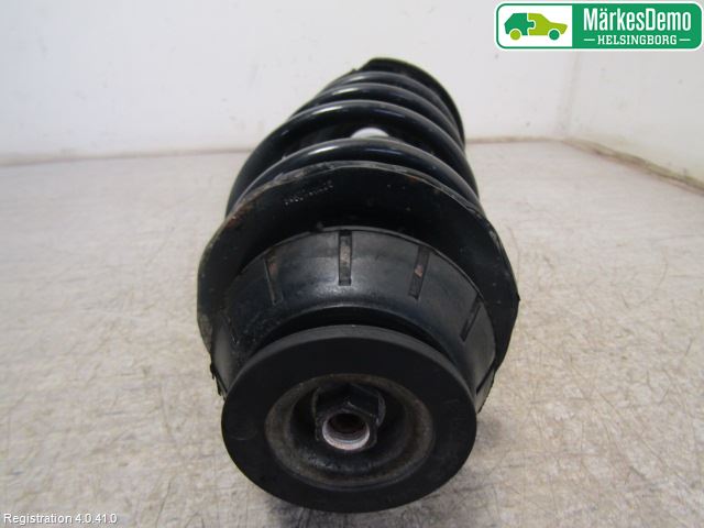 Toyota AYGO 06-14 Fjäderben Fram Höger