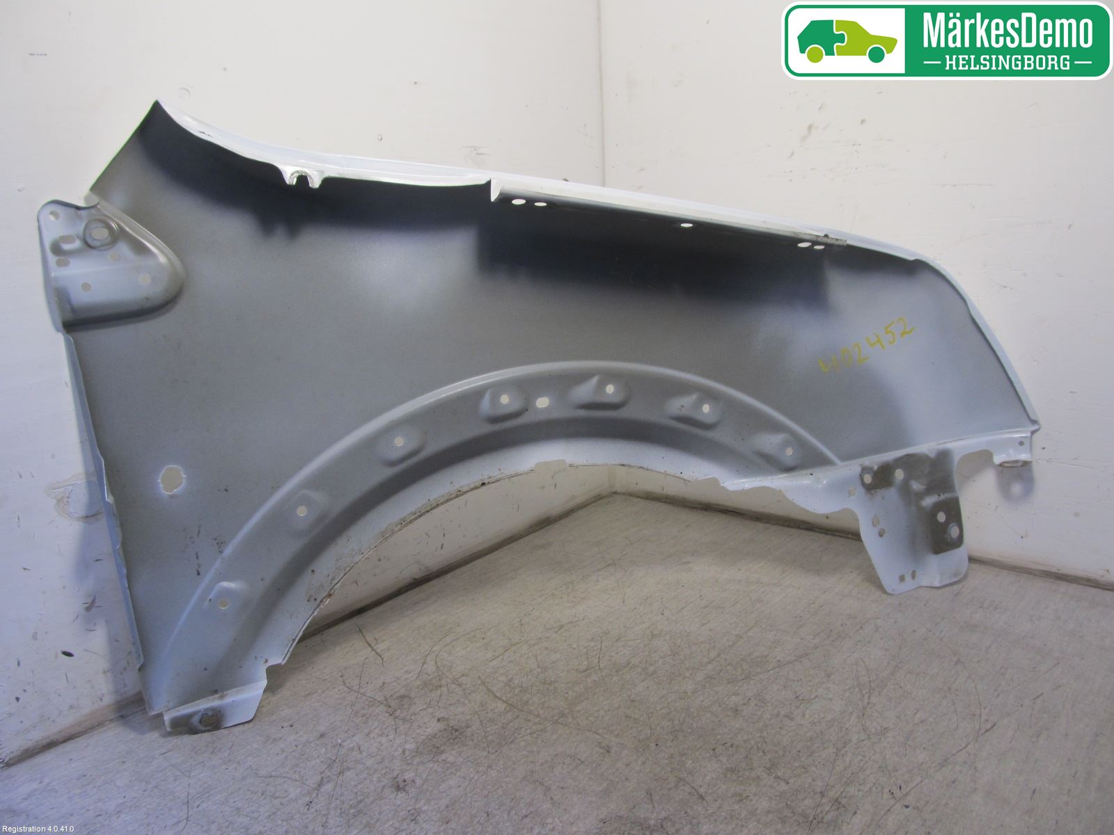 Ford TRANSIT CONNECT 09-13 Skärm Fram Vänster