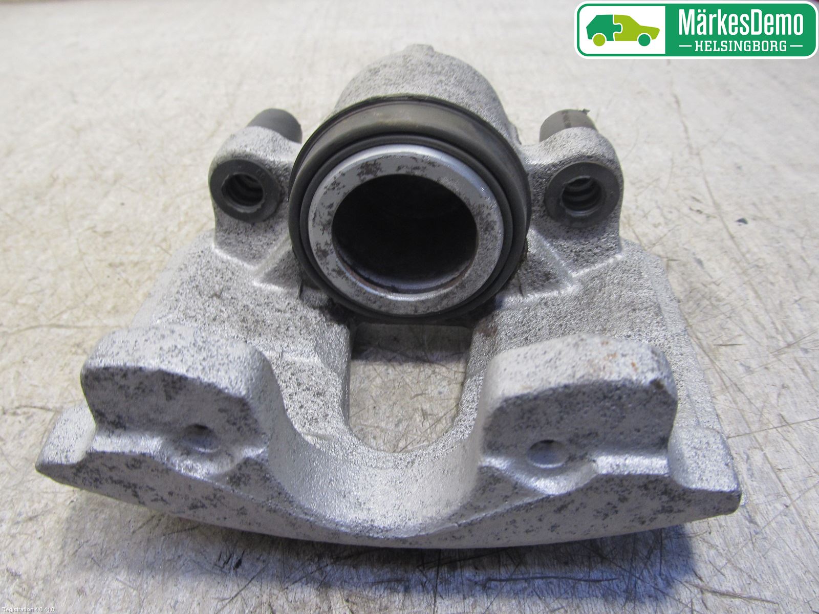 Ford TRANSIT CONNECT 09-13 Bromsok Fram Höger