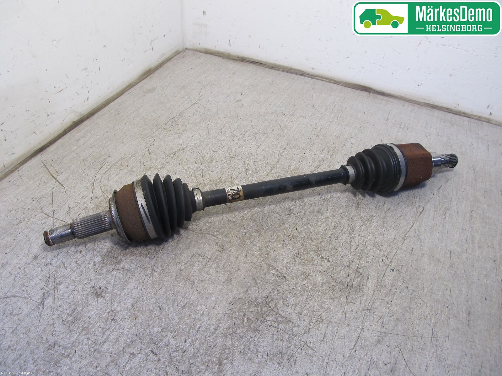 Nissan QASHQAI 14-17 Drivaxel Fram Vänster