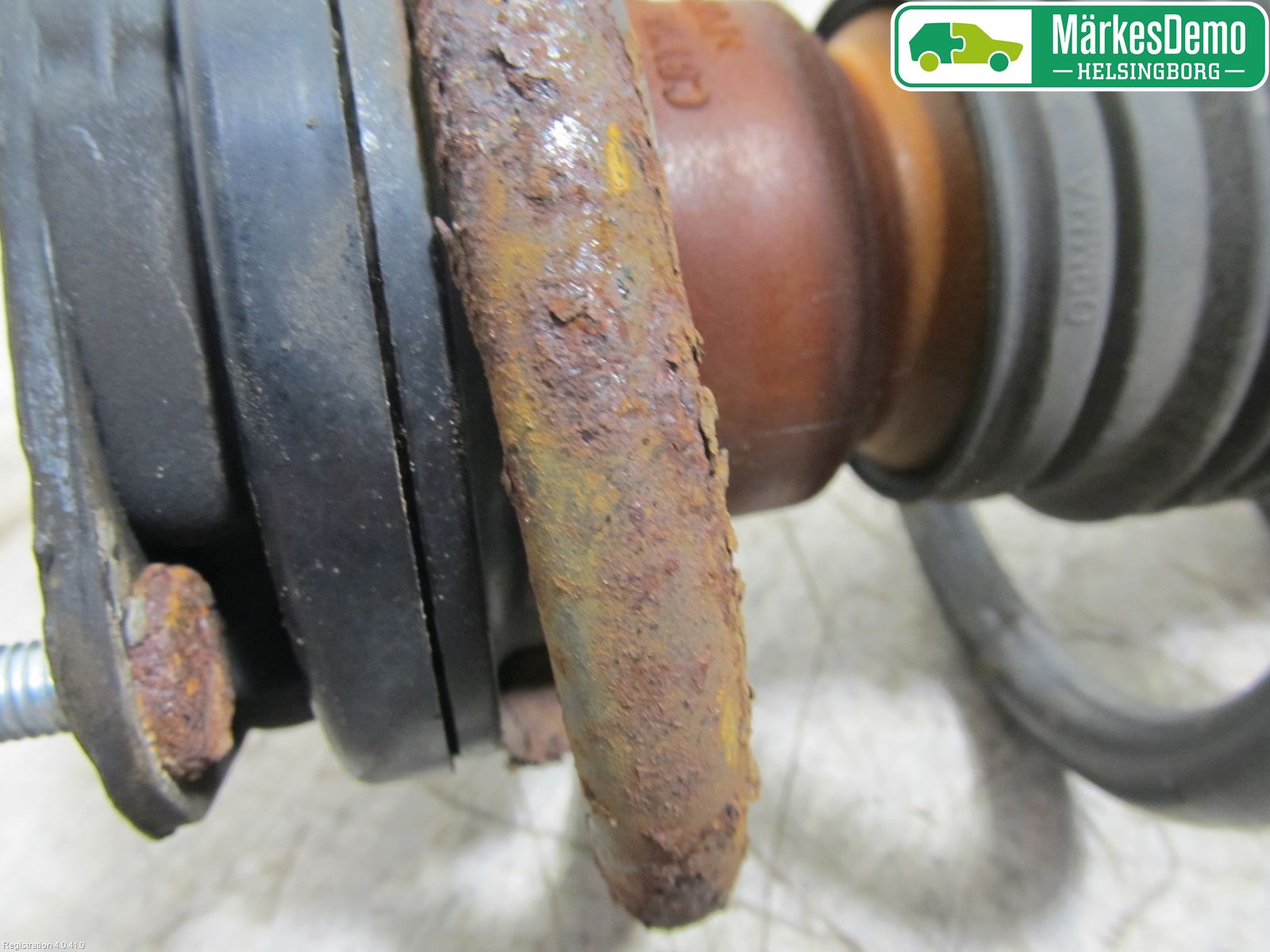 Ford TRANSIT CONNECT 09-13 Fjäderben Fram Vänster