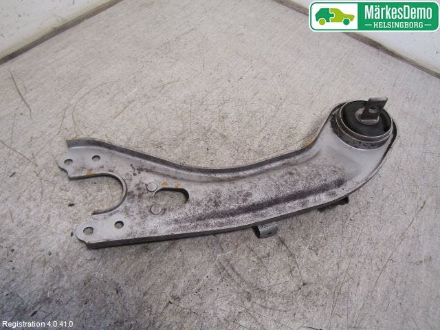 Hyundai i40 08-15 Bärarm Bak Höger