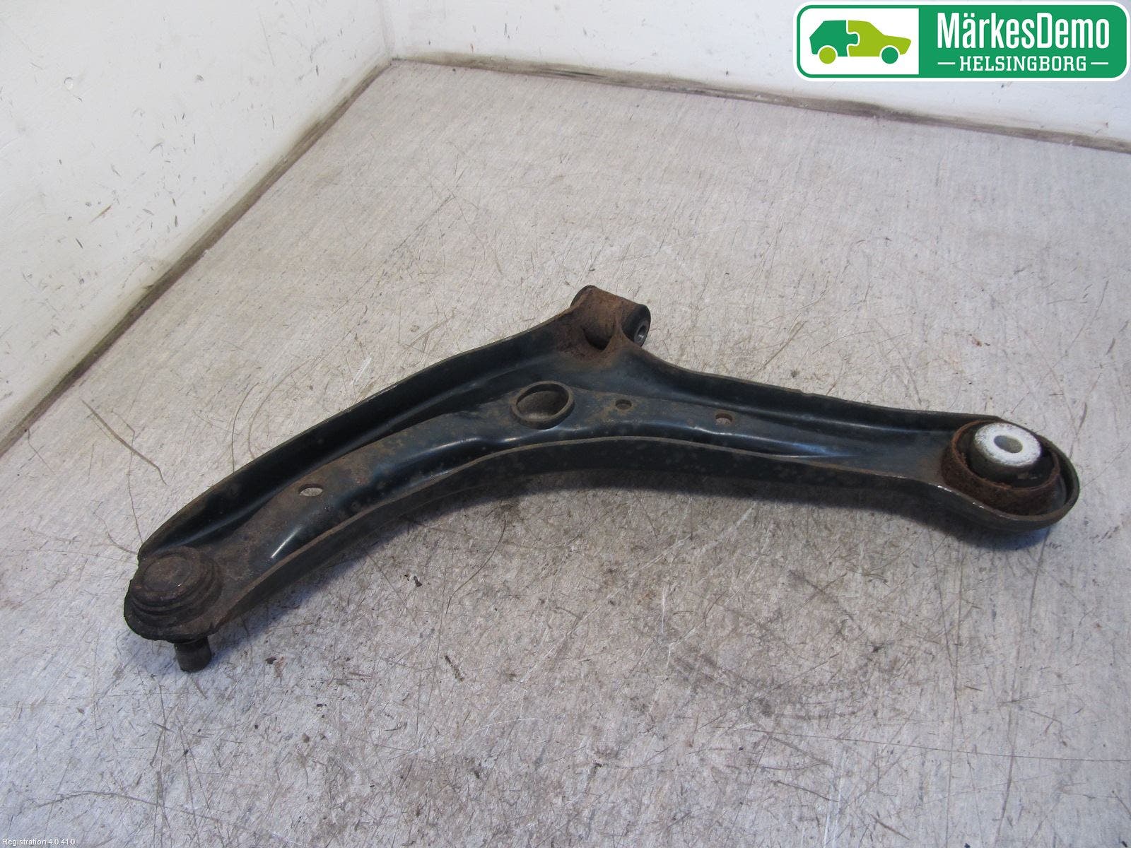 Ford FIESTA 09-12 Bärarm Fram Undre Hö