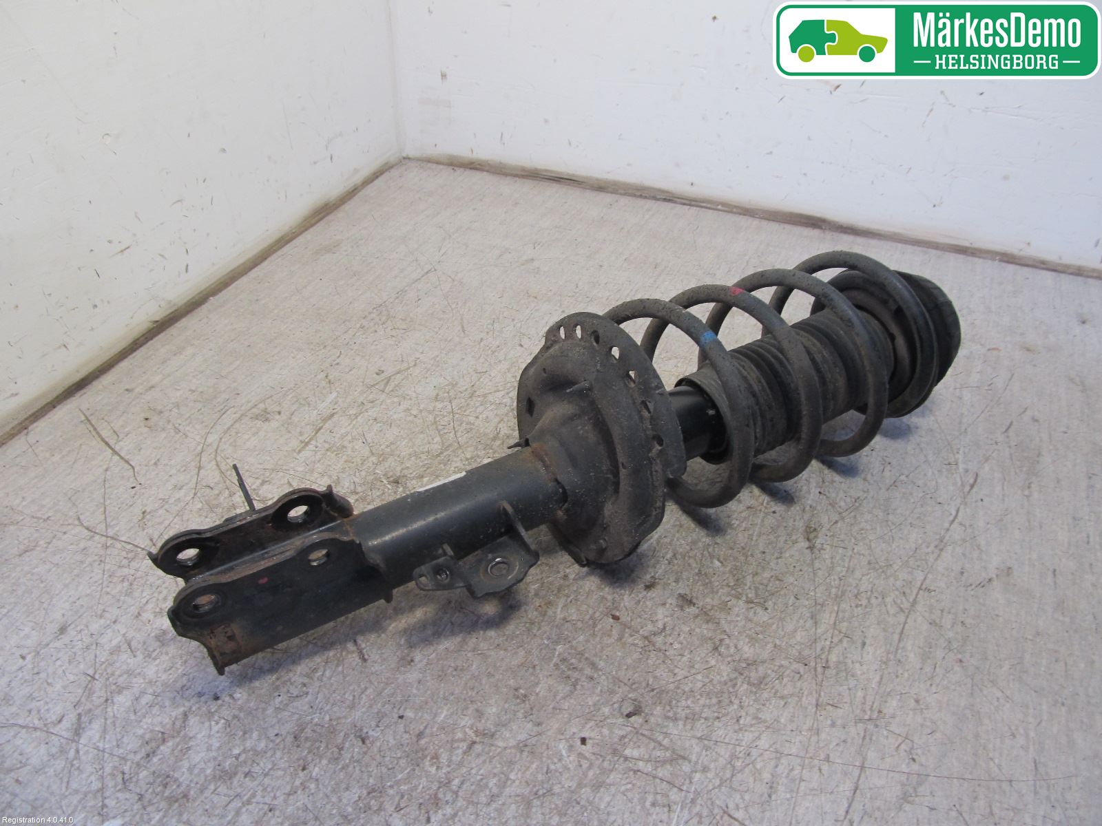 Hyundai i20 PB 09-14 Fjäderben Fram Höger