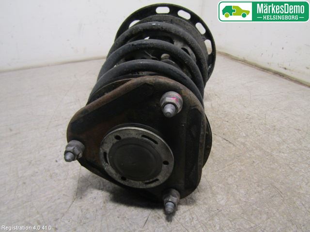 Toyota AVENSIS 09-15 Fjäderben Fram Höger