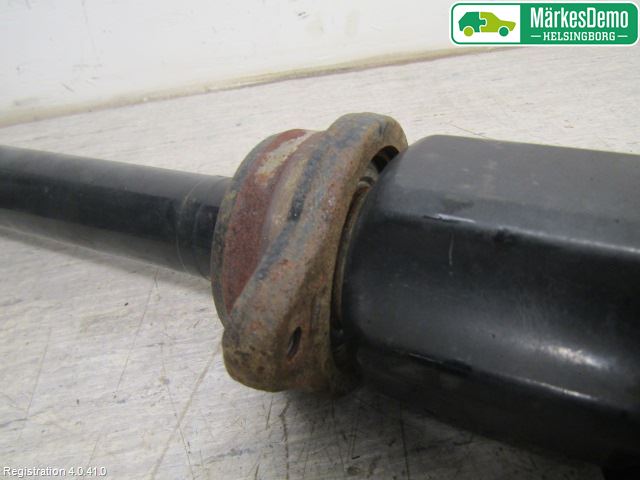 Toyota AVENSIS 09-15 Drivaxel Fram Höger