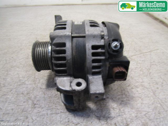 Toyota AVENSIS 09-15 Generator