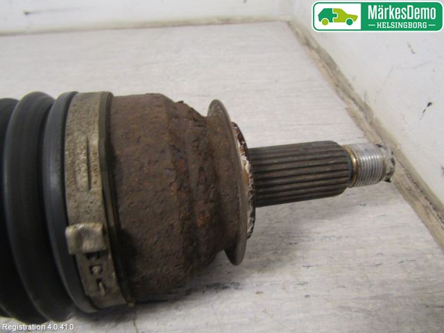 Subaru IMPREZA III 08-11 Drivaxel Fram Vänster