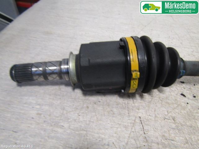 Subaru IMPREZA III 08-11 Drivaxel Fram Vänster