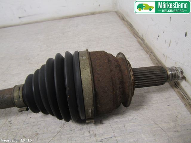 Subaru IMPREZA III 08-11 Drivaxel Fram Höger