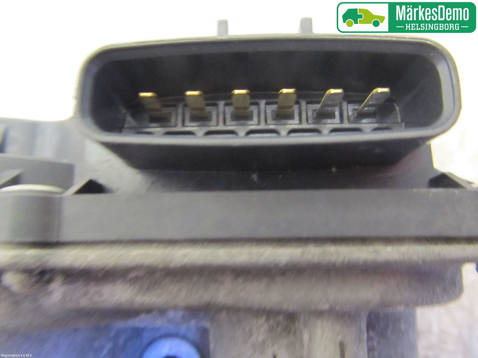 Toyota YARIS XP130 12-14 Injspjällhus