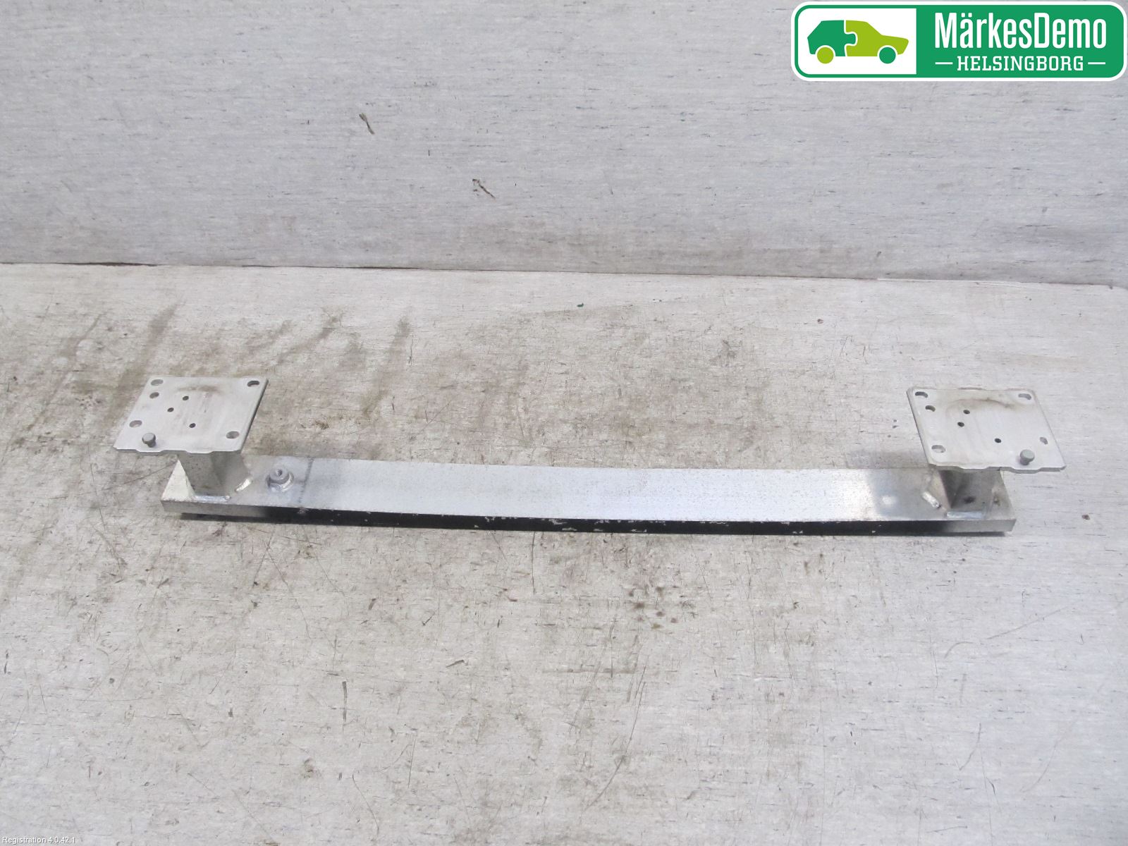 Peugeot 307     05-08 Stötfångarbalk Fram