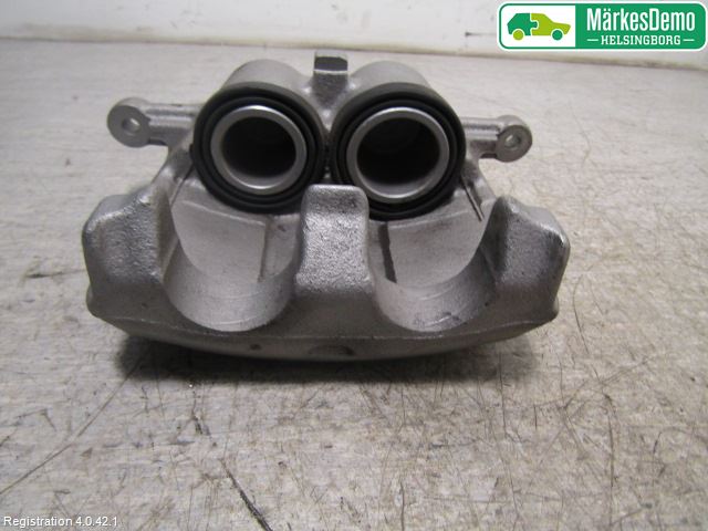 Nissan PRIMASTAR Bromsok Fram Vänster