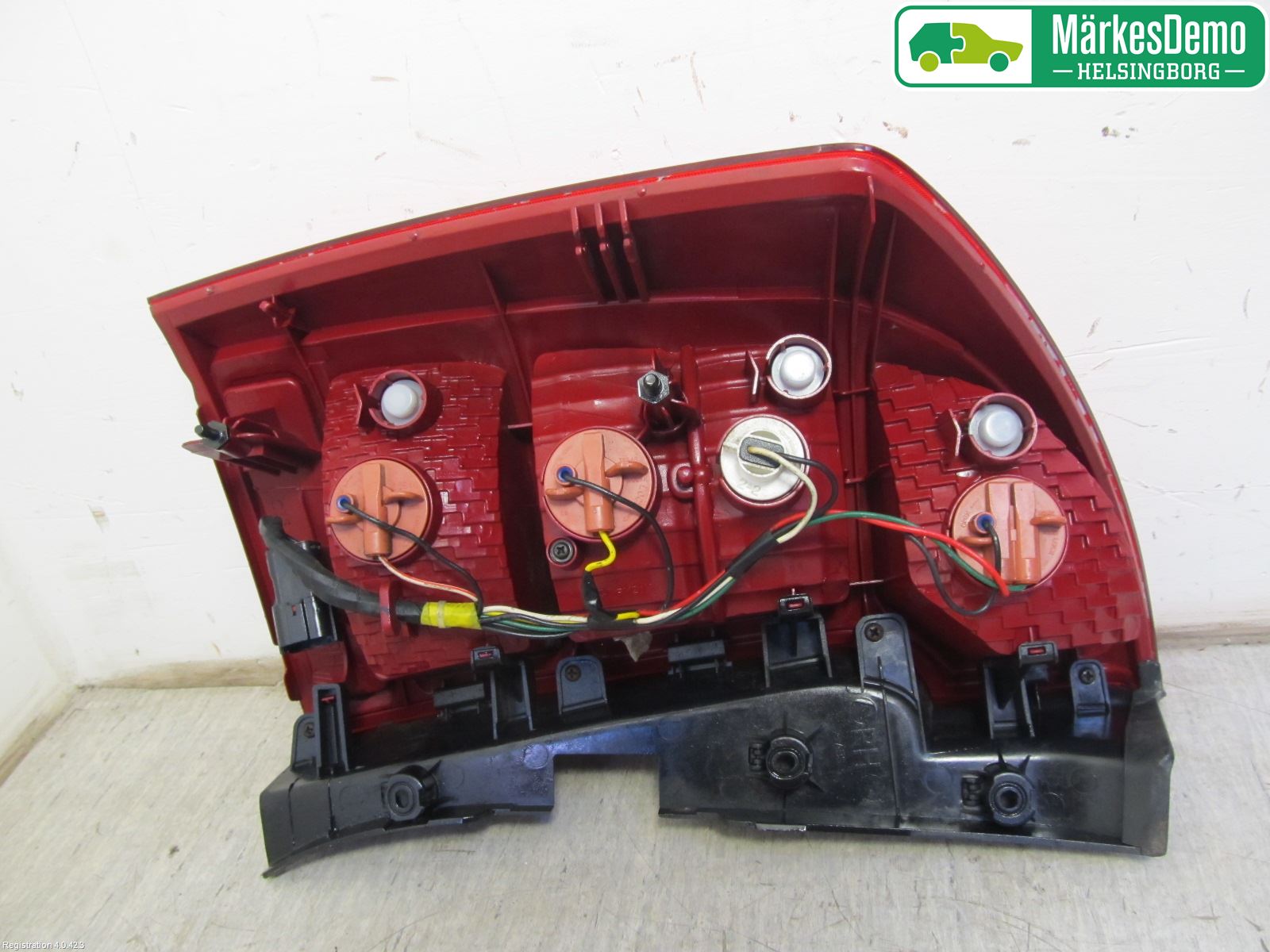 Kia CARENS II 07-12 Bakljus Höger