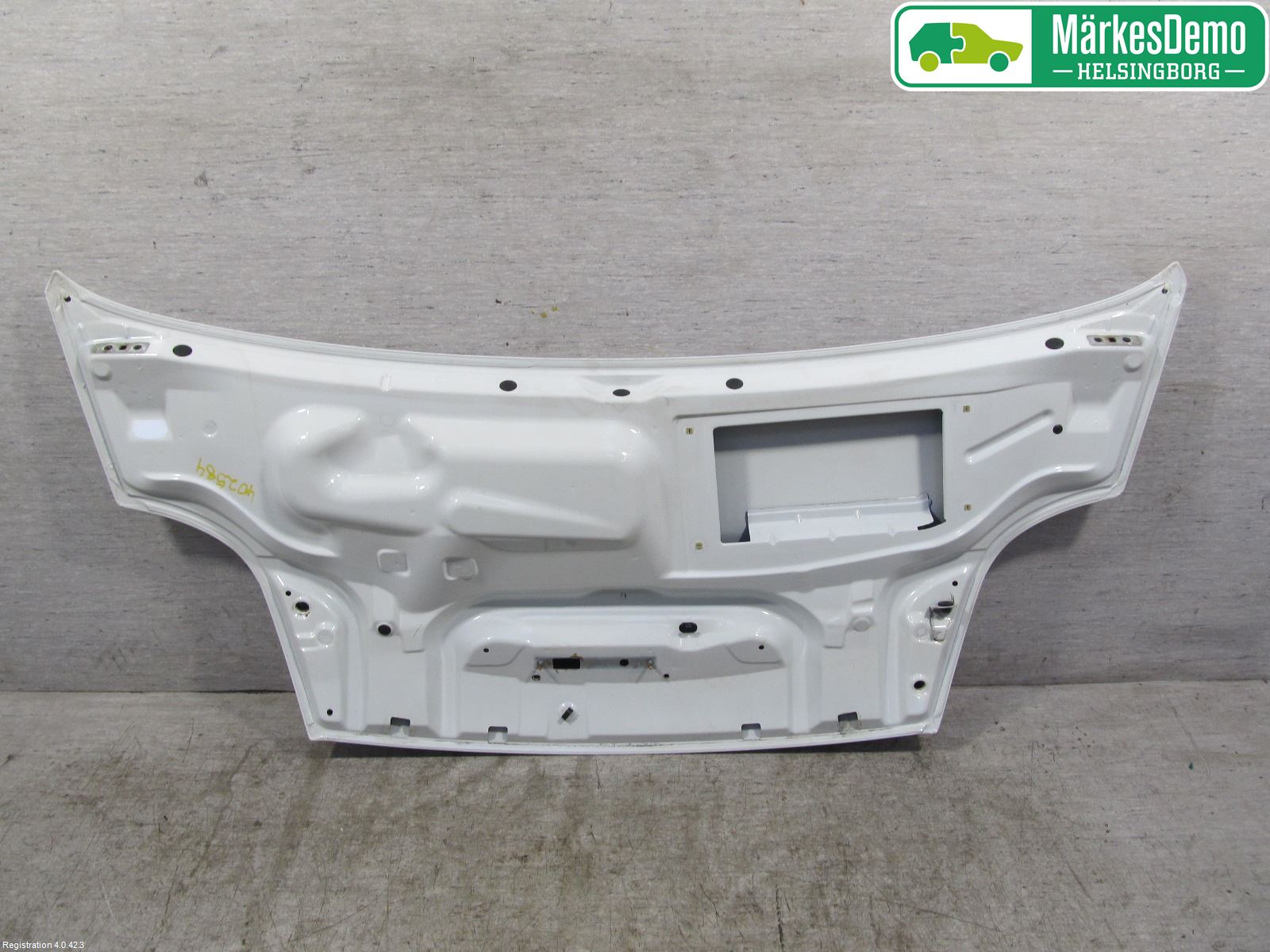 Nissan PRIMASTAR Huv Fram