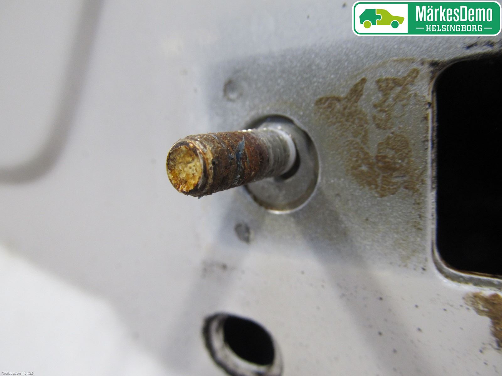 Nissan PRIMASTAR Huv Fram