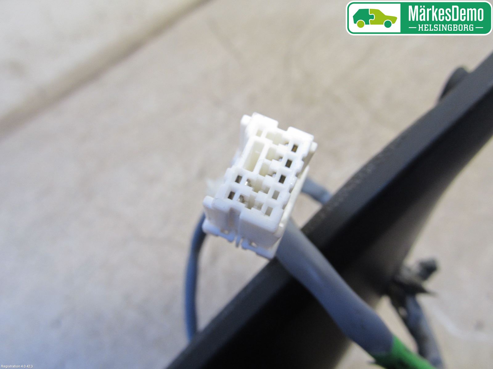 Nissan NOTE E11 06-14 Spegel Yttre El Vä