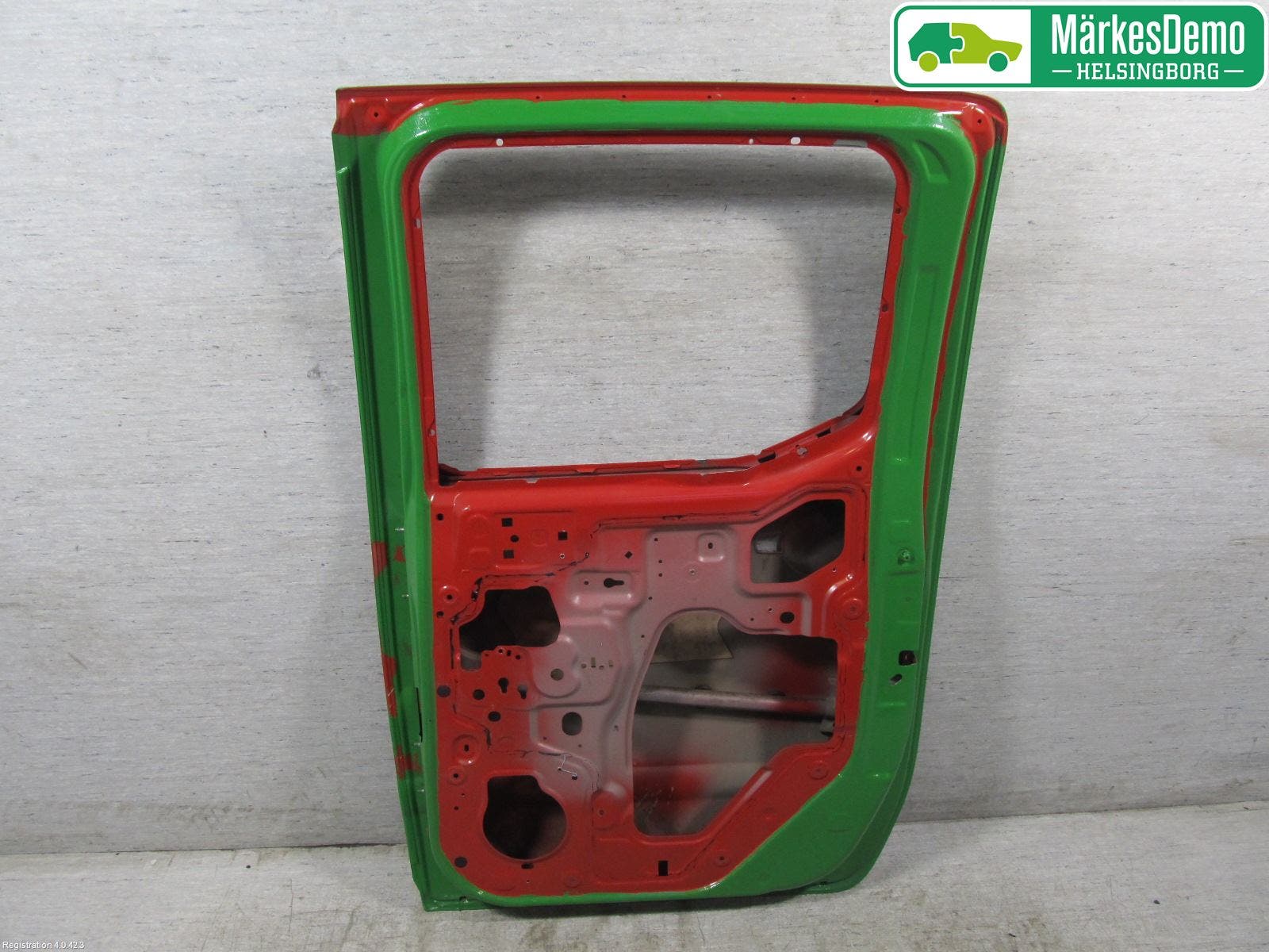 Nissan NAVARA 05-16 Dörr Bak Höger