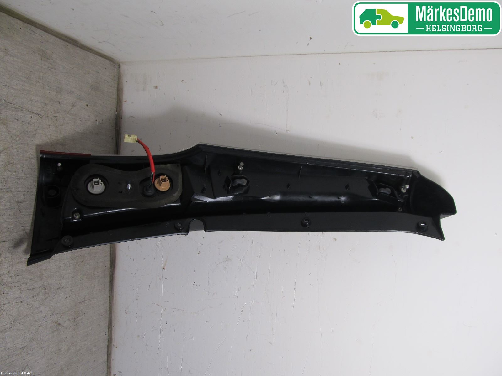Mitsubishi GRANDIS Bakljus Höger