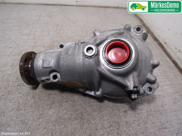 BMW 3 F30/F31/F80 12-19 Framvagn Diffrential
