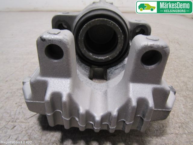 BMW 3 E90/91 SED/TOU 05-12 Bromsok Fram Vänster