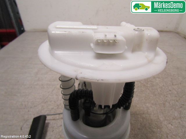 Renault TWINGO II 07-16 Bränslepump El